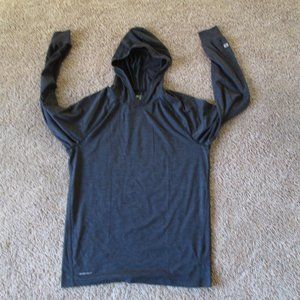 Layer 8 Men's Hooded Shirt Medium